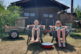 Nieuw: twee BoerenBed-locaties mét manege en pony‑pret