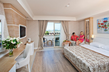 Crystal Sunset Resort