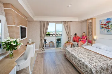 Crystal Sunset Resort