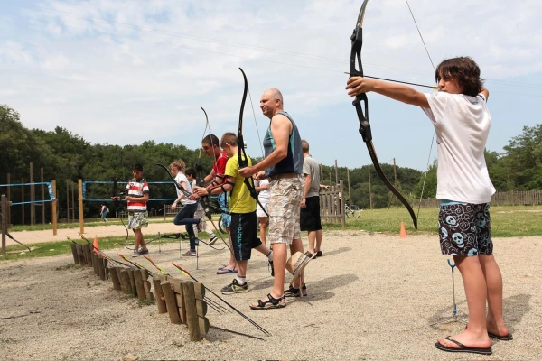 Kindvriendelijke vakantie in Frankrijk - Vakantiepark Le Bois Fleuri - Argelès-sur-Mer