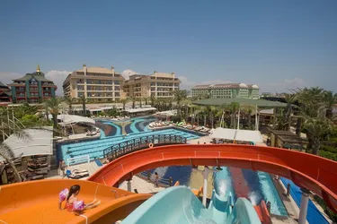 Crystal Family Resort