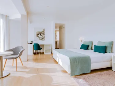 Auramar Beach Resort