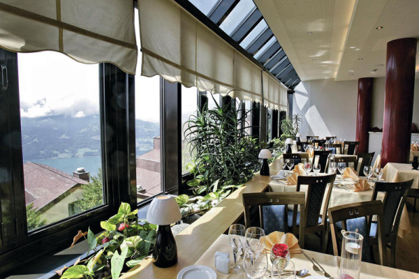 Zomervakantie naar Dorint Hotel Blüemlisalp Beatenberg in Zwitserland