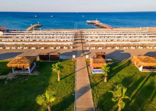 Euphoria Palm Beach Resort