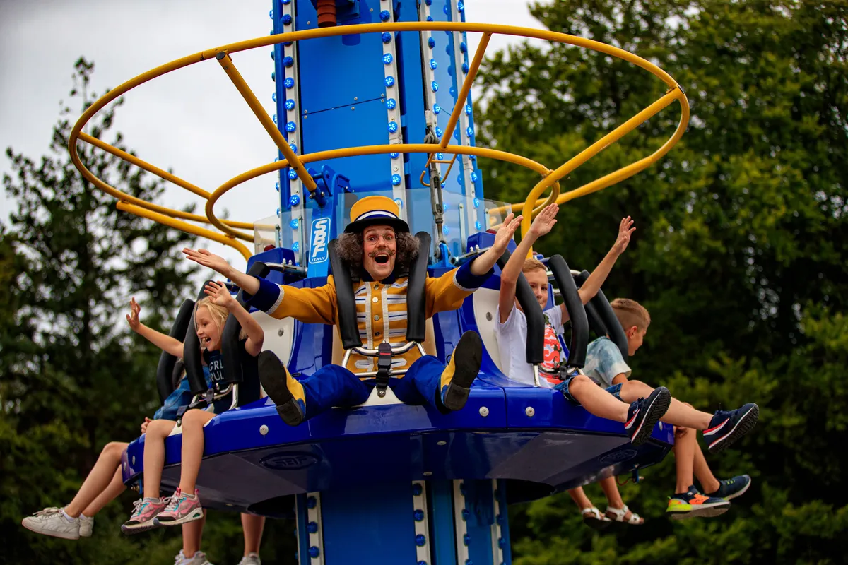 Kinderpretpark Julianatoren - Hoge Hoed.jpg