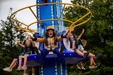 Kinderpretpark Julianatoren - Hoge Hoed.jpg