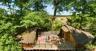 Camping cahteau des marais - boomhut accommodatie