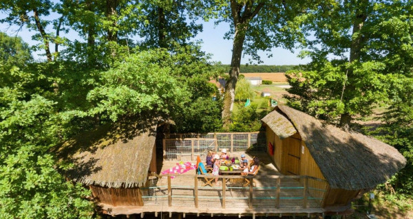 Camping cahteau des marais - boomhut accommodatie