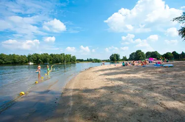Recreatiepark het Esmeer - Recreatieplas.JPG