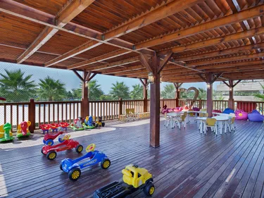 Crystal Palace Resort 