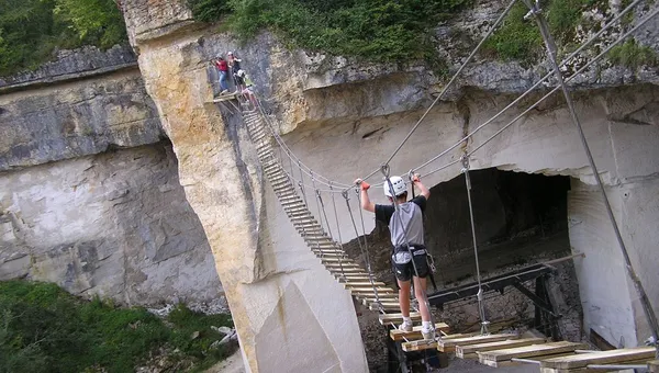 Grotklimmen en abseilen in La Grotte de Champ Retard