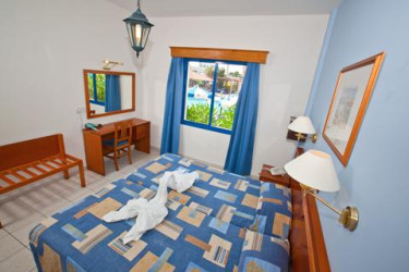 Appartementen Damon Kefalos