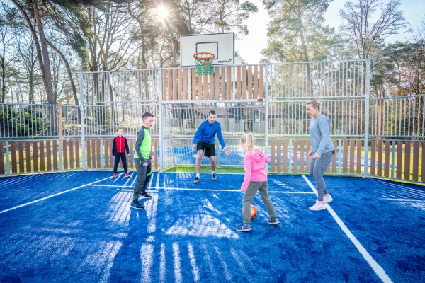 Landal De Lommerbergen sportveld.jpg