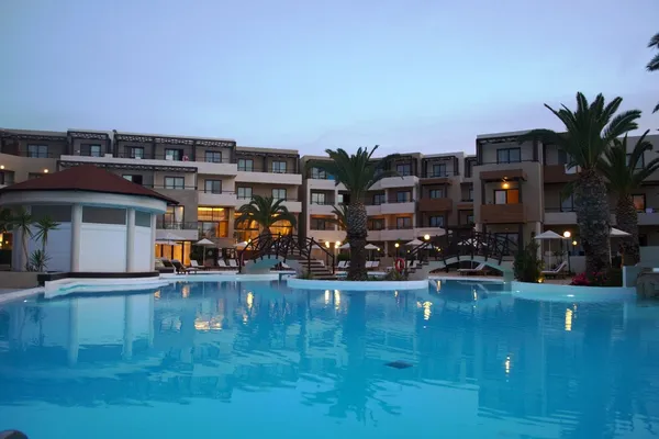 aparthotel-andrea-mare (20).jpg