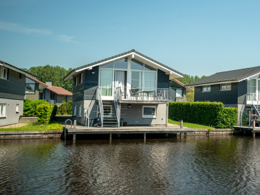 Landal SMR 2021-TYPE-8C-1 terras2.jpg