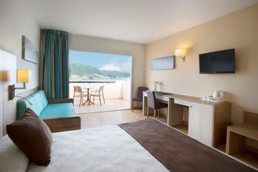 Invisa Figueral Resort (6).jpg