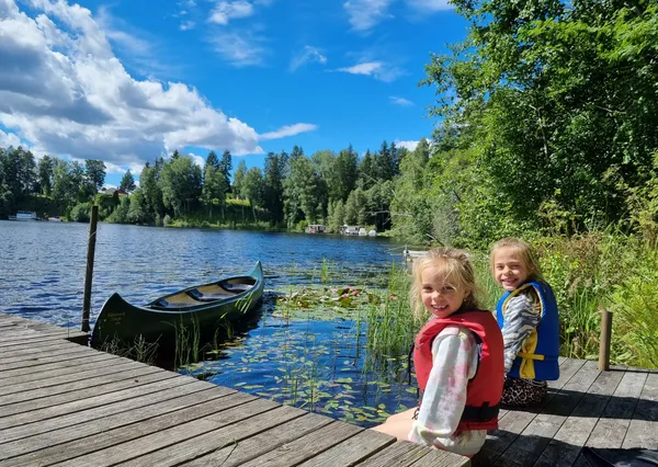 De hele zomer buitenspelen in Zweden