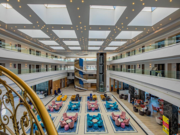 Titanic Aqua Park Resort