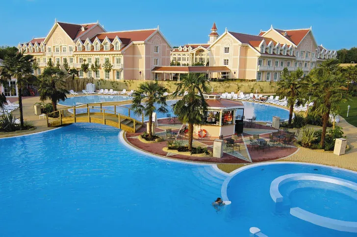 Top aan hot hotel