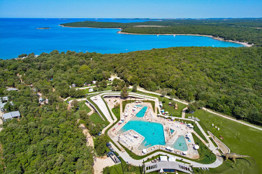 Camping Mon Perin.jpg