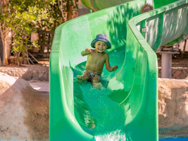 Titanic Aqua Park Resort