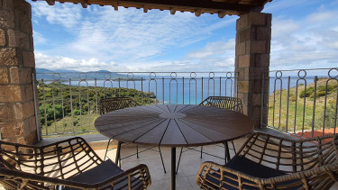 Villas Molivos Castle