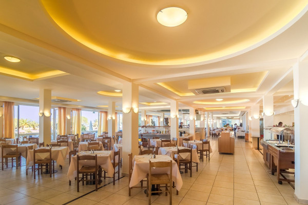 hotel-messonghi-beach (12).jpg