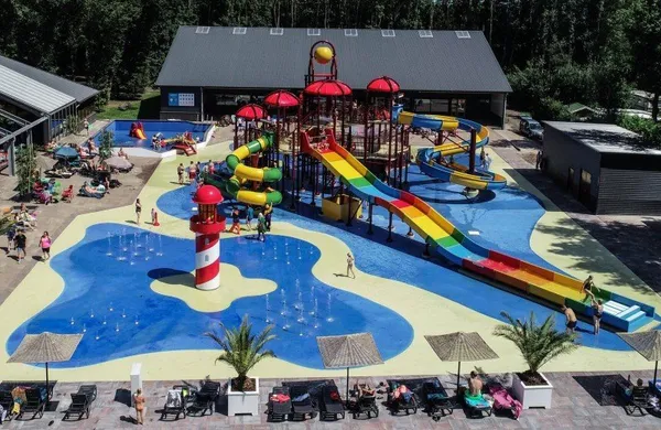 Camping in Groningen met de grootste waterspeeltuin van Nederland!