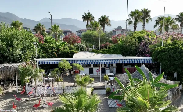 Blue Wave Suite Hotel 