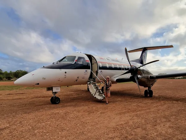 Met een klein vliegtuigje naar een natuurpark in Tanzania