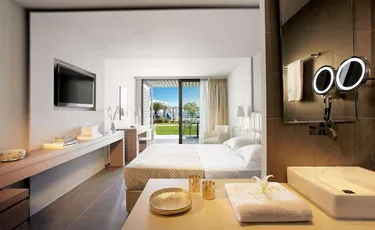 Lichnos Beach Hotel en Suites