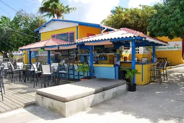 Divi Flamingo Beach Resort