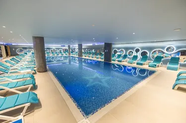 Grand Blue Fafa Resort 