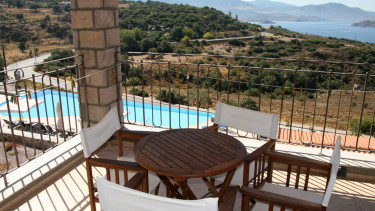 Villas Molivos Castle