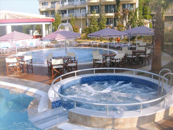 Hotel Caretta Beach Village