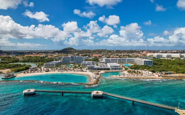 Mangrove Beach Resort 