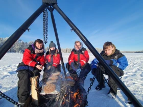 WORLD HAPPINESS REPORT 2023: Finland, Denemarken en IJsland in de top 3