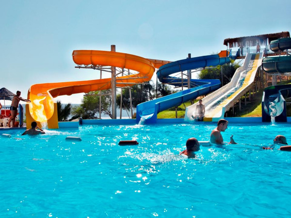 Hotel Bodrum Holiday Resort - glijbanen