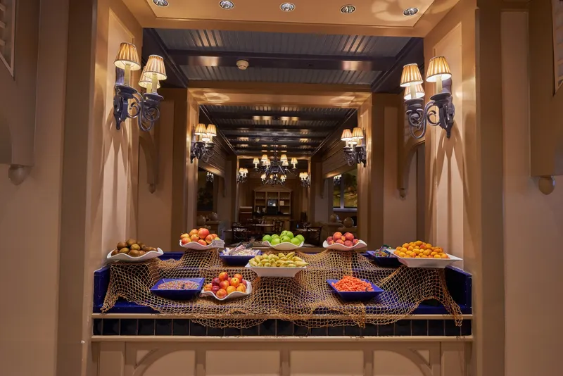 Disney's Newport Bay Club
