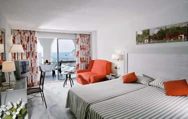 Aparthotel Marinas de Nerja Beach & Spa