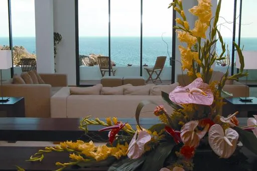 Hotel Caloura Resort