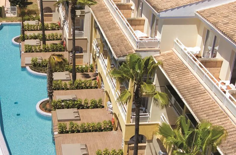 Hotel Cala Mandia
