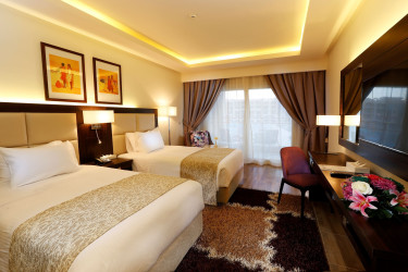 Albatros White Beach