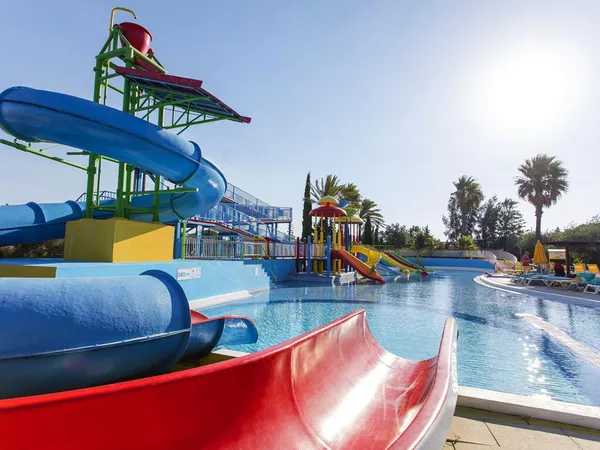 Aaprthotel Alfagar da Colina - waterglijbanen