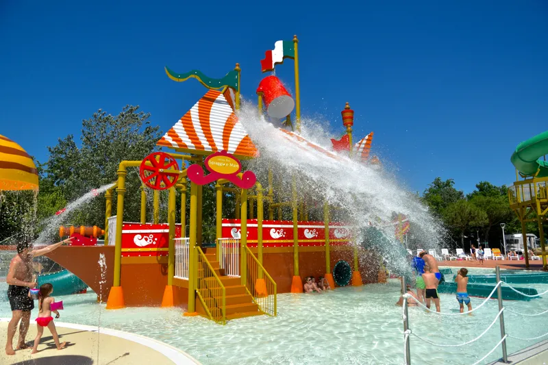 spiaggia-e-mare_43961507100_o.jpg