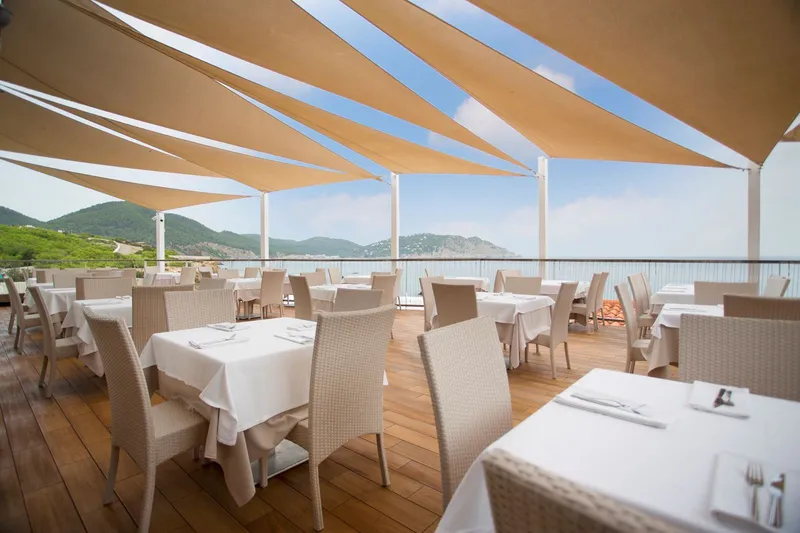 Invisa Figueral Resort (12).jpg