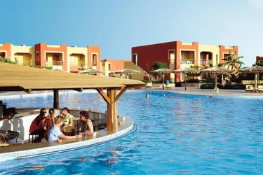 Hotel Royal Tulip Beach Resort