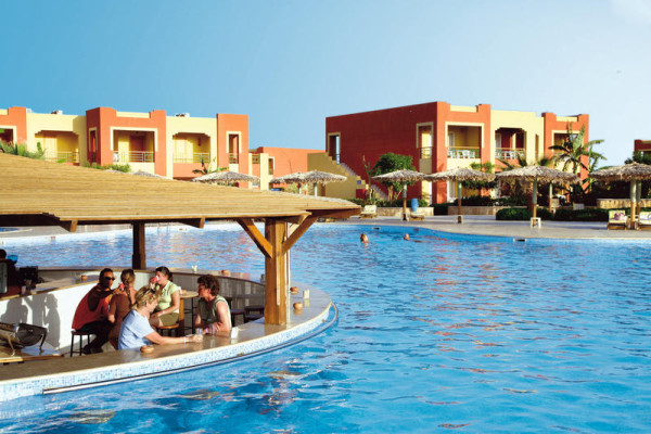 Hotel Royal Tulip Beach Resort