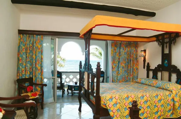 Southern Palms Beach Resort