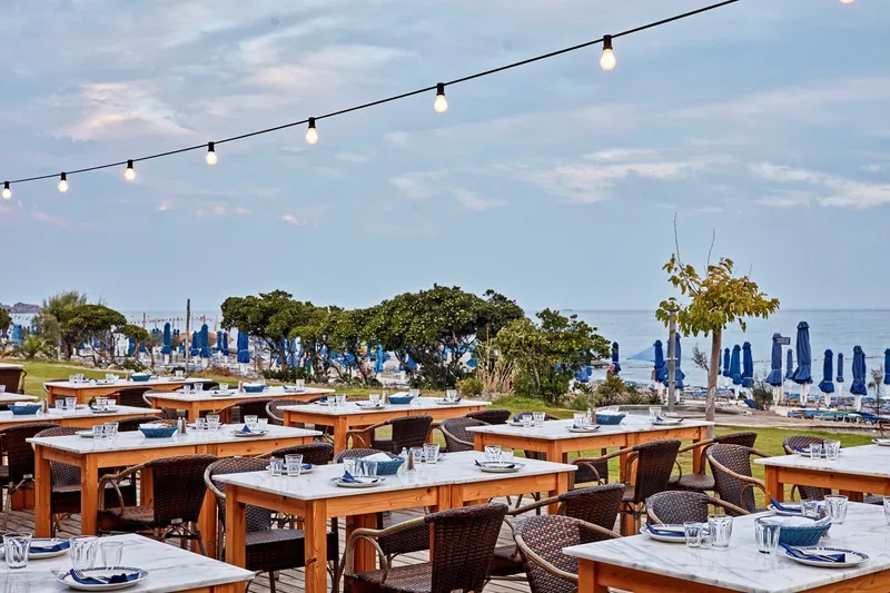kindvriendelijk-hotel-esperides-beach-4-in-faliraki-griekenland (17).jpg